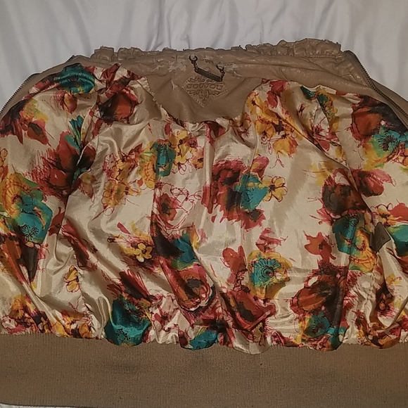 Jacket - Picture 2 of 4